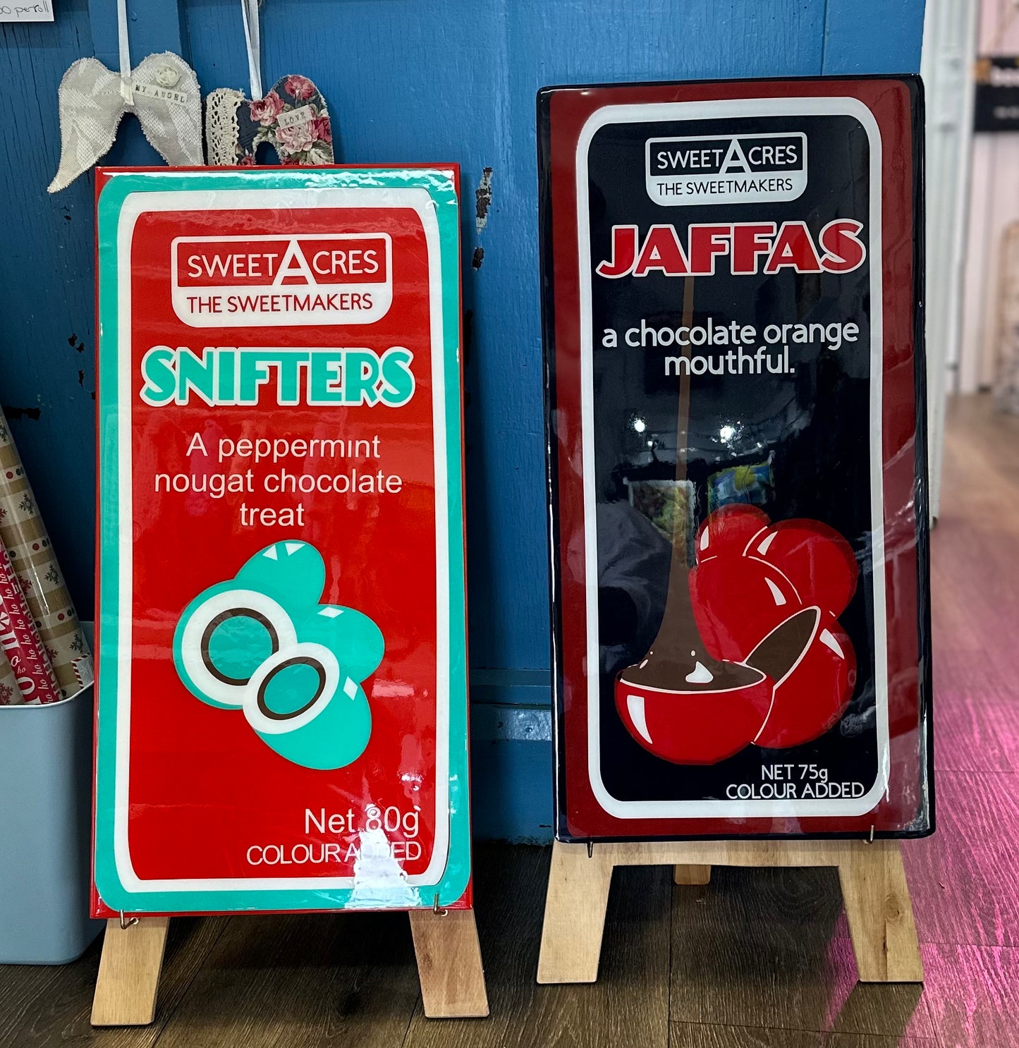 Snifters kiwiana panel